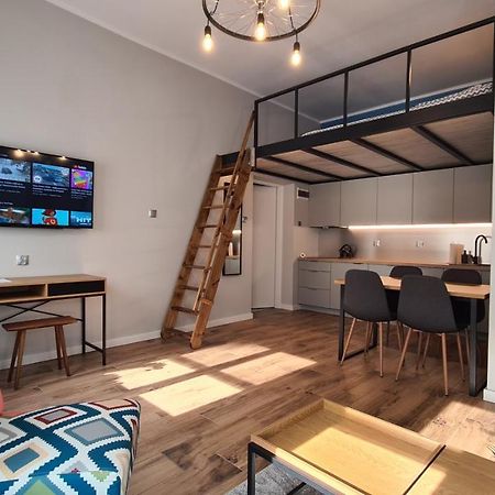 Apartament Parkowy Antresola Γκνιέζνο Εξωτερικό φωτογραφία